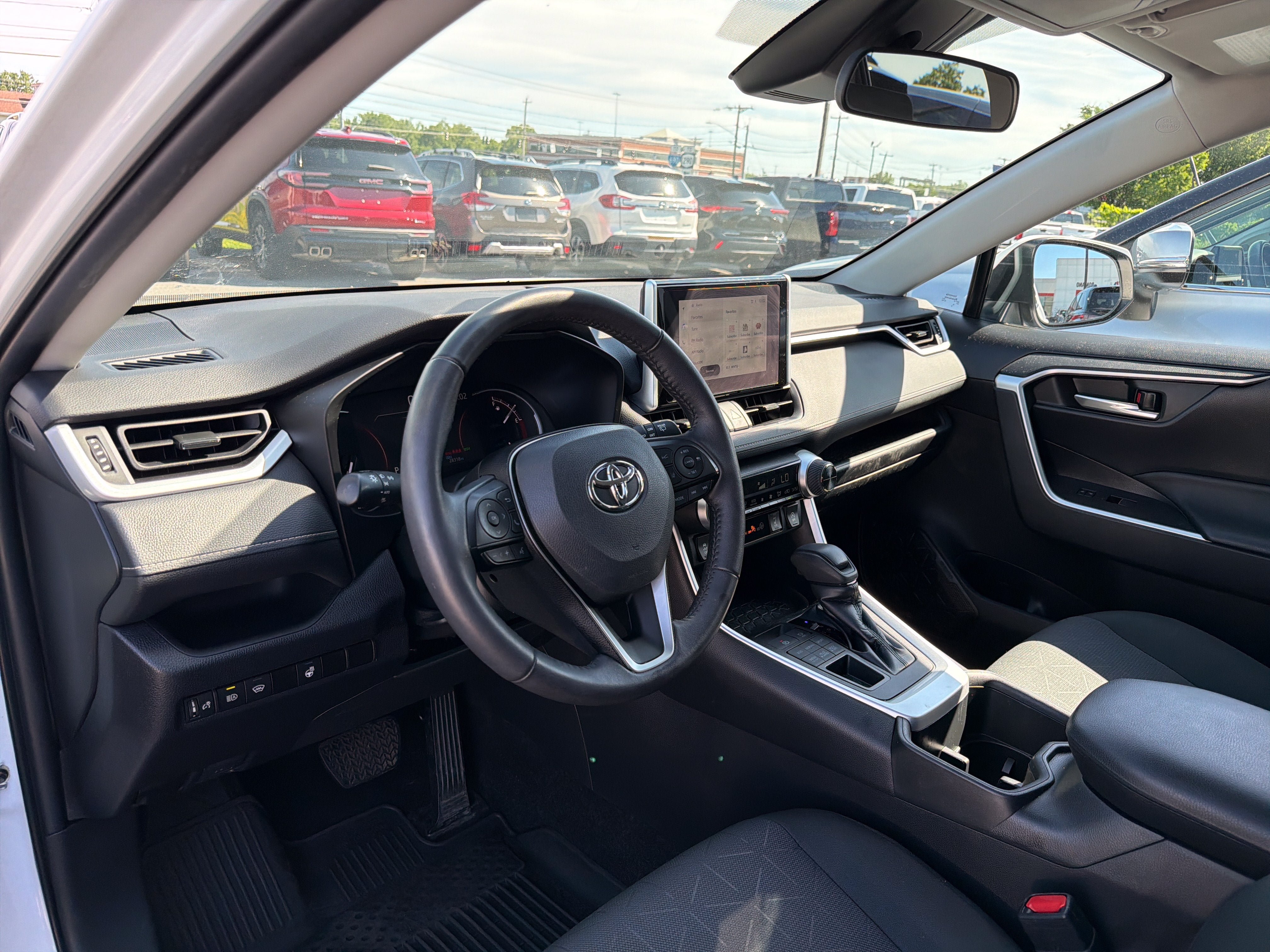 Used 2023 Toyota RAV4 XLE w/ XLE Grade Weather Package AWD/4WD image 9