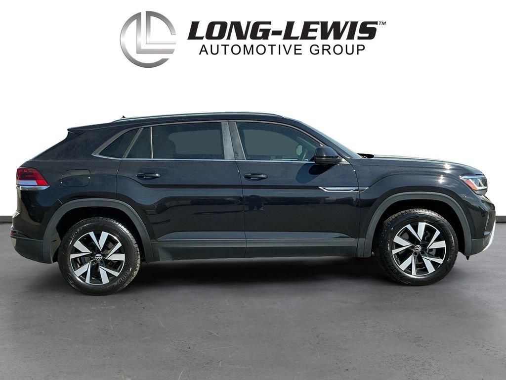 Used 2021 Volkswagen Atlas Cross Sport SE image 8
