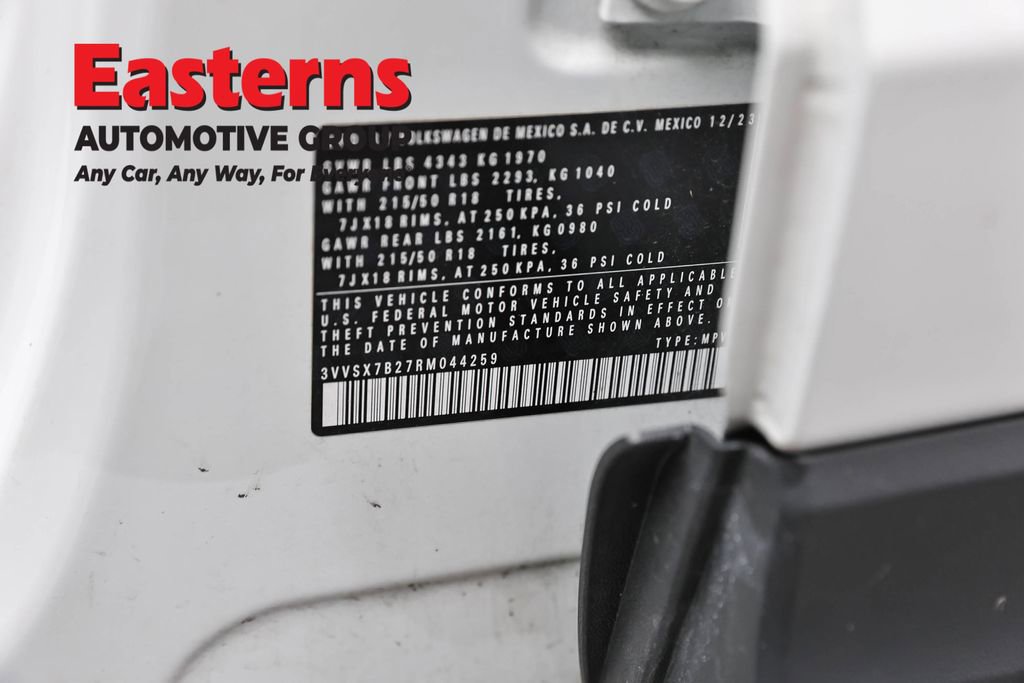 Used 2024 Volkswagen Taos SE FWD image 34