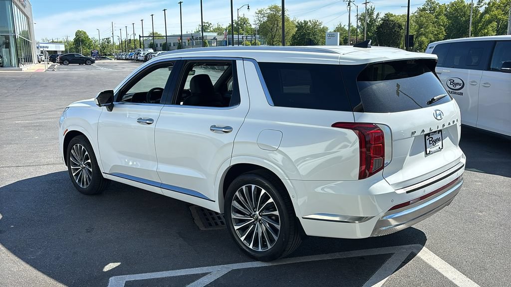 Used 2023 Hyundai Palisade Calligraphy AWD/4WD image 4