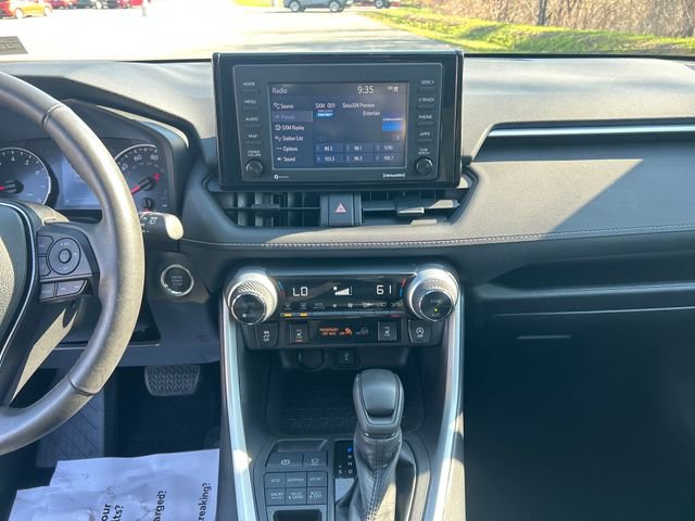 Used 2021 Toyota RAV4 XLE w/ Convenience Package image 17