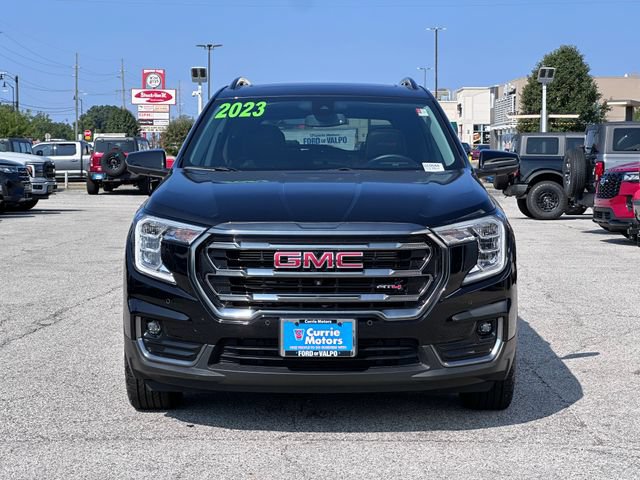 Used 2023 GMC Terrain AT4 w/ Tech Package AWD/4WD image 2