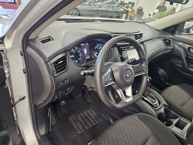 Used 2020 Nissan Rogue S AWD/4WD image 7