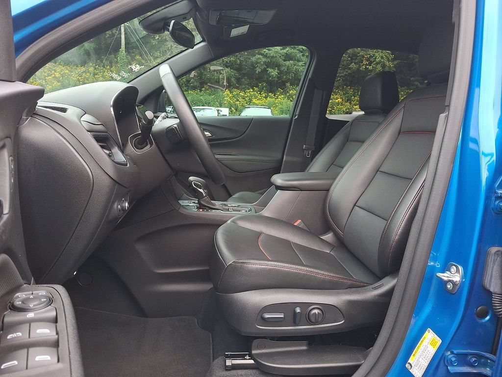 Used 2024 Chevrolet Equinox RS w/ RS Leather Package FWD image 13