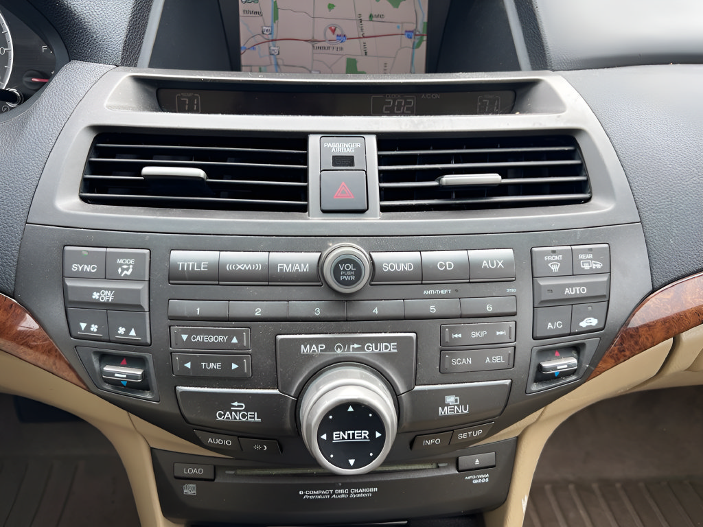 Used 2011 Honda Accord EX-L image 28