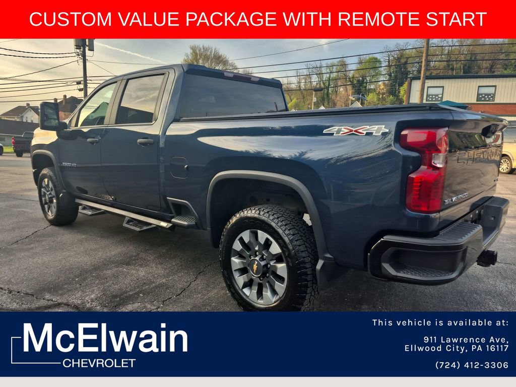 Used 2022 Chevrolet Silverado 2500 Custom w/ Custom Value Package AWD/4WD image 13
