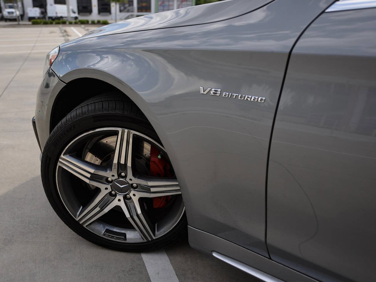 Used 2015 Mercedes-Benz S 63 AMG 4MATIC Sedan w/ Executive Rear Seat Package image 4