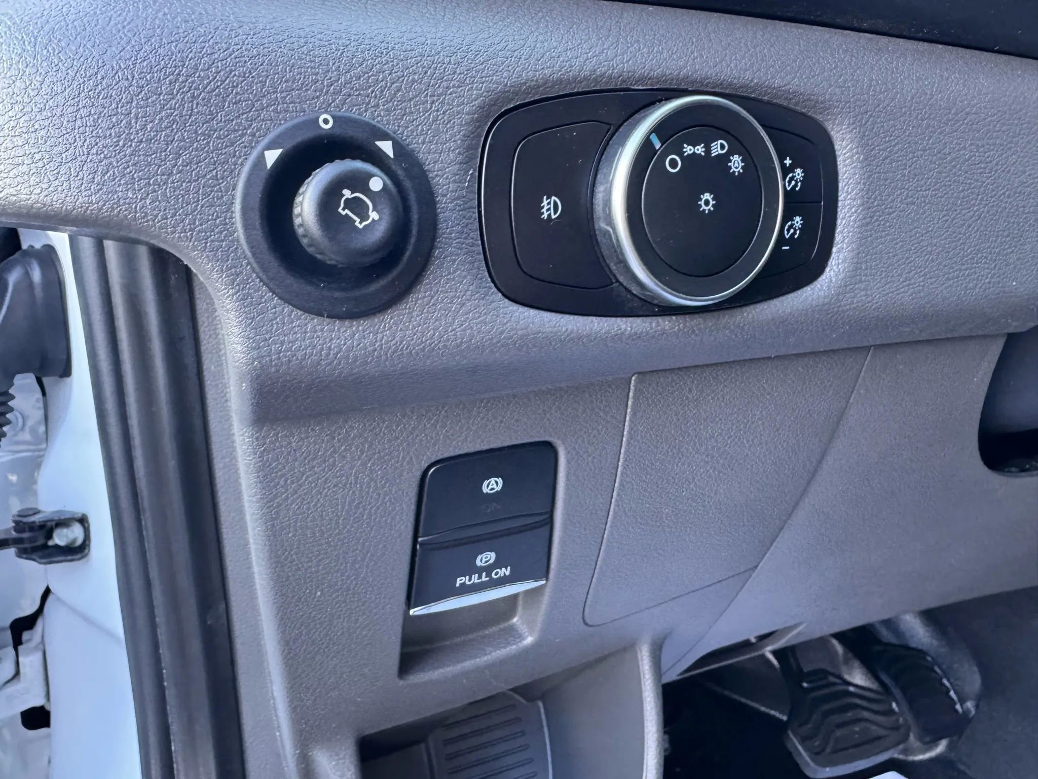 Used 2024 Ford Transit 250 Low Roof w/ Exterior Upgrade Package image 13