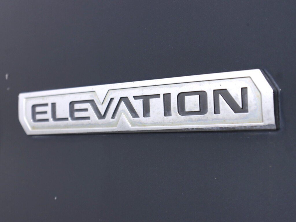 Used 2017 GMC Sierra 1500 4x4 Double Cab w/ Elevation Edition image 33