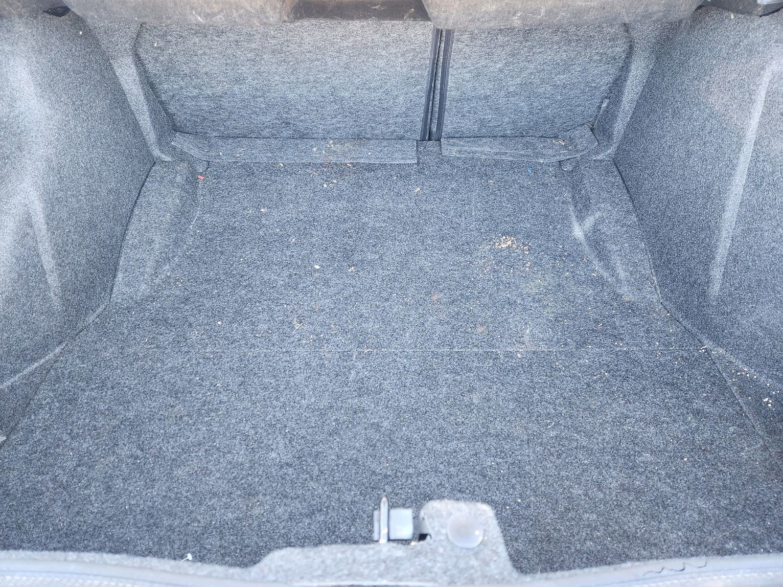 Used 2011 Dodge Challenger R/T image 36