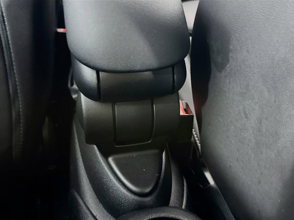 Used 2019 MINI Cooper S w/ Signature Upholstery Package image 29