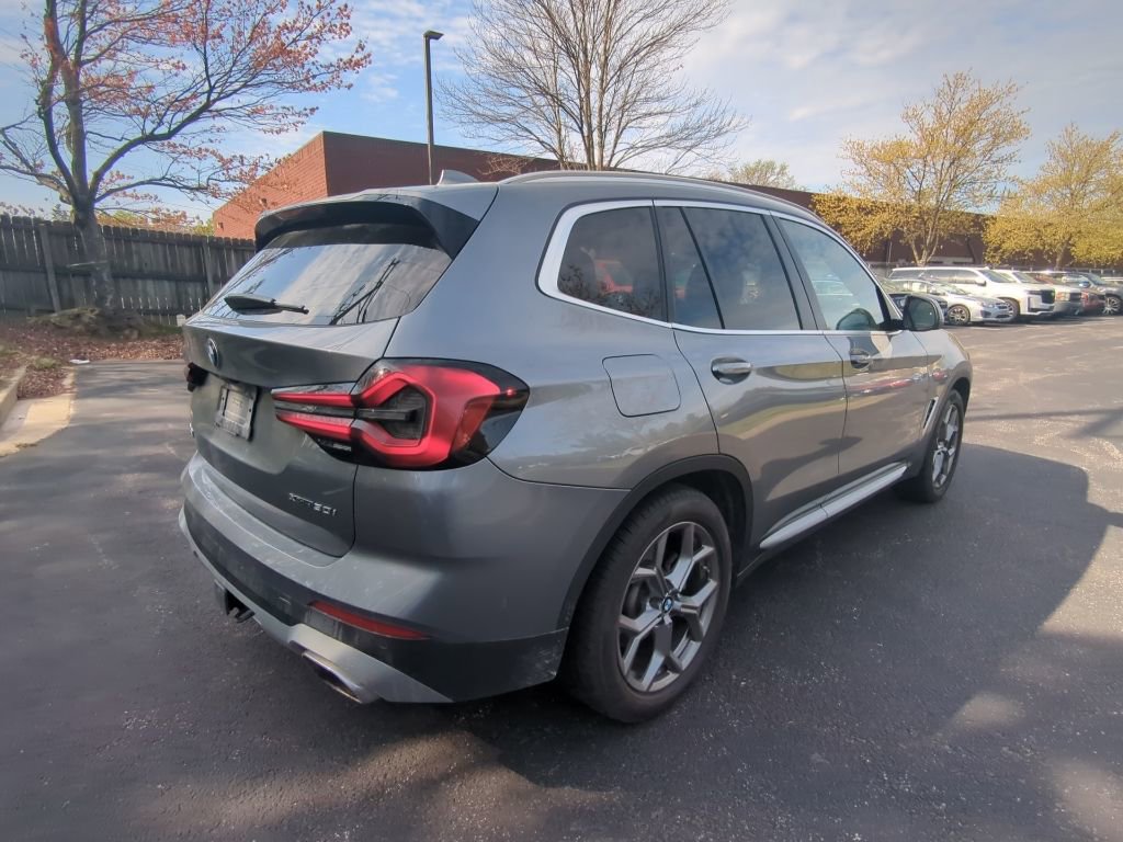 Used 2024 BMW X3 xDrive30i w/ Premium Package w/ZPA image 3