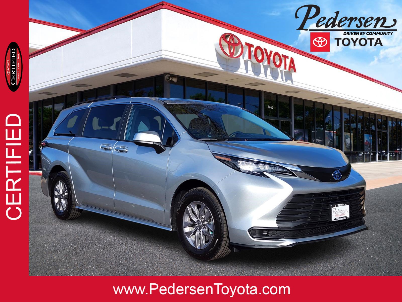 Certified 2025 Toyota Sienna LE w/ LE Plus Package
