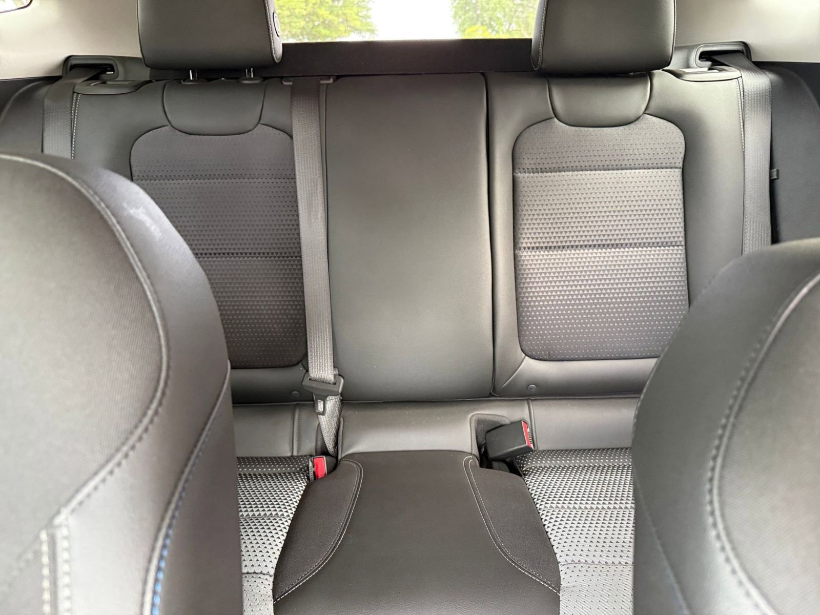 Used 2025 Chevrolet Trax LT image 38