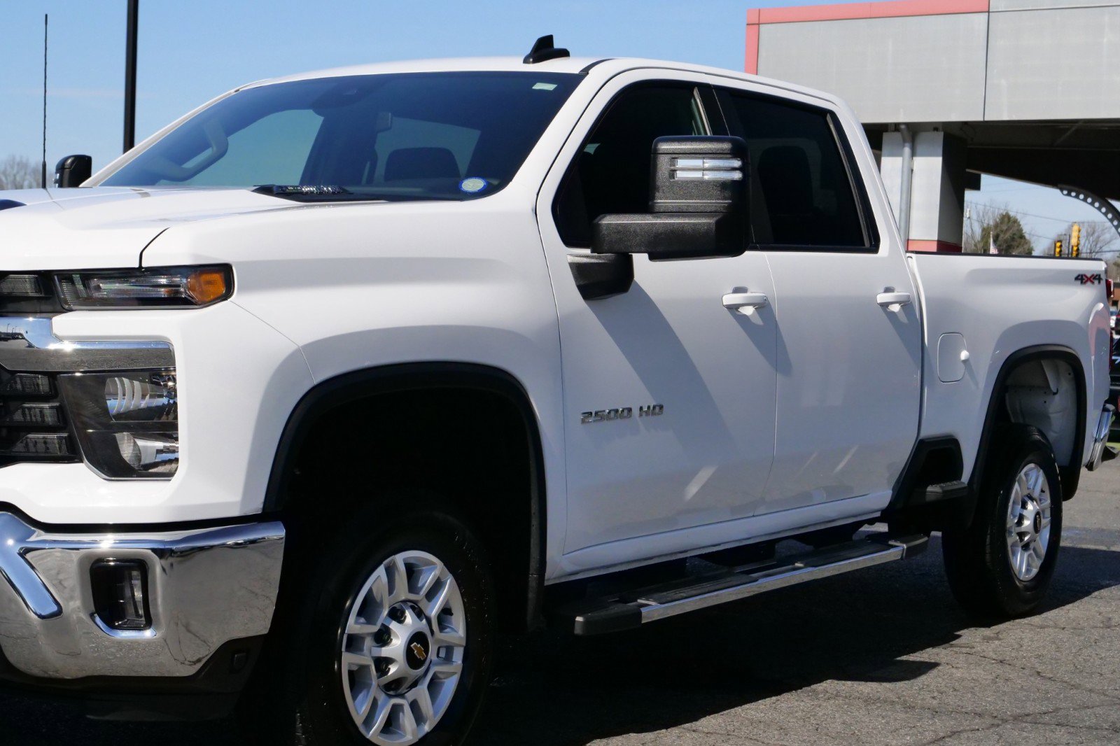 Used 2025 Chevrolet Silverado 2500 LT w/ Convenience Package AWD/4WD image 25
