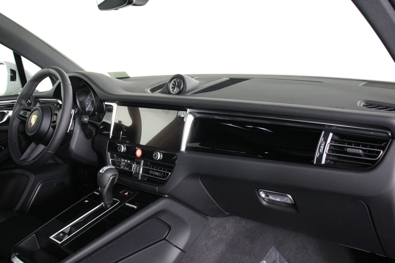 New 2026 Porsche Macan S AWD/4WD image 15