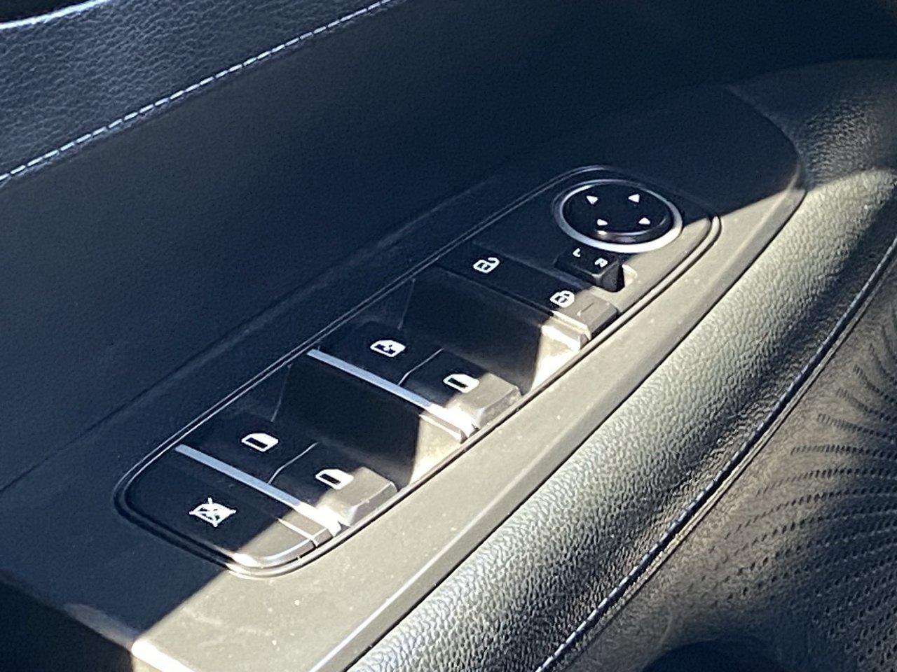 Used 2019 Kia Forte S FWD image 27