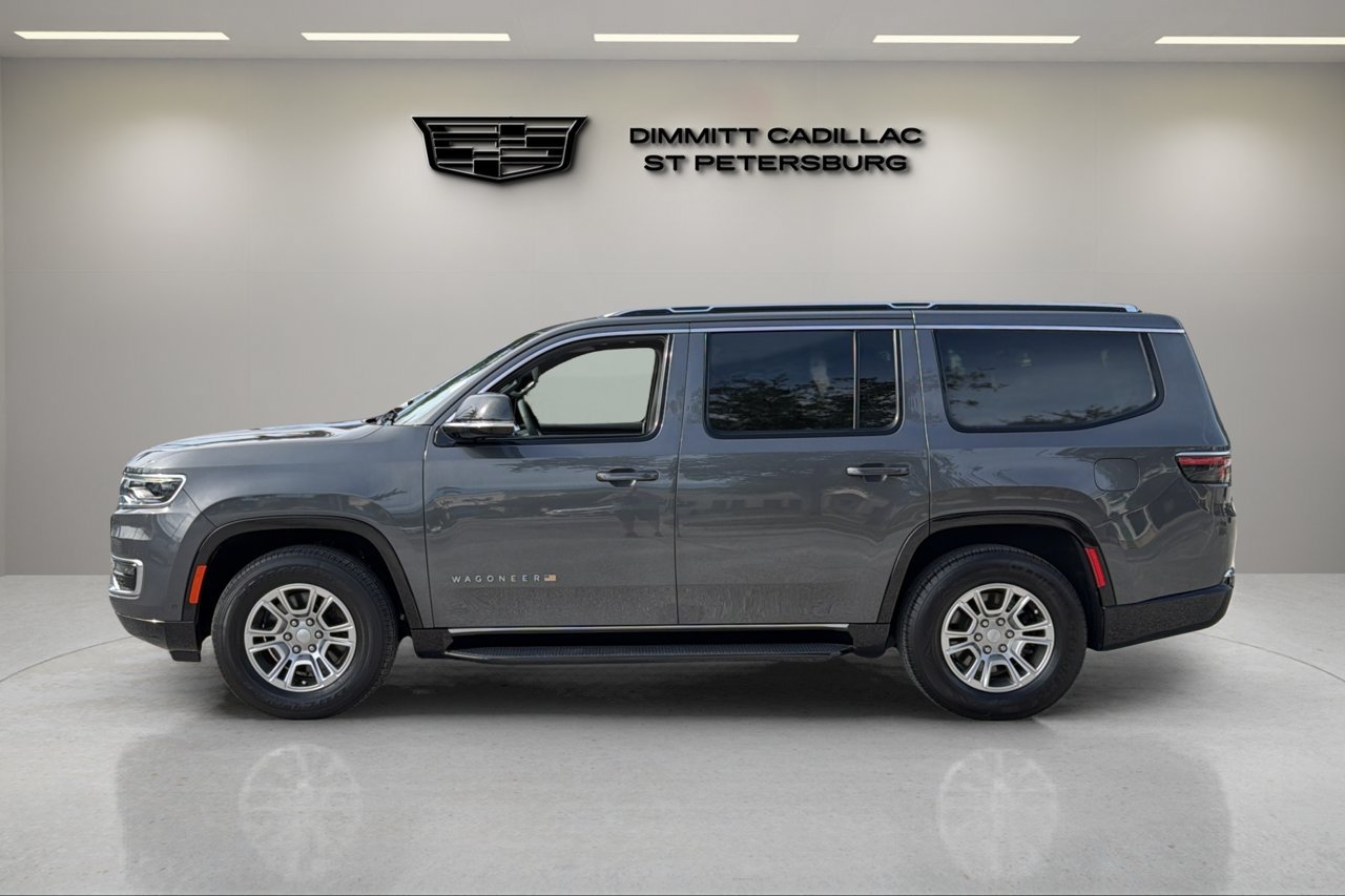 Used 2024 Jeep Wagoneer 2WD image 2