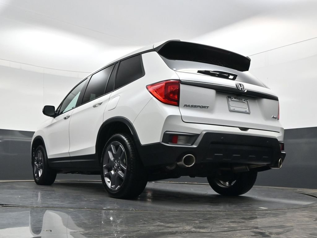 Used 2023 Honda Passport EX-L image 31