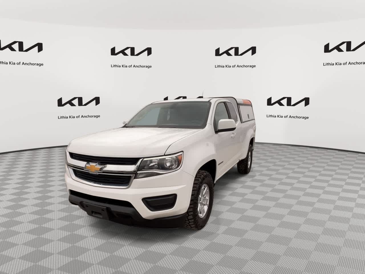 Used 2017 Chevrolet Colorado W/T w/ WT Convenience Package AWD/4WD image 4