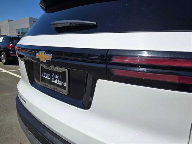 Used 2025 Chevrolet Traverse LT AWD/4WD image 15