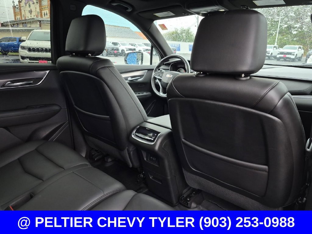 Used 2023 Cadillac XT6 Luxury FWD image 17