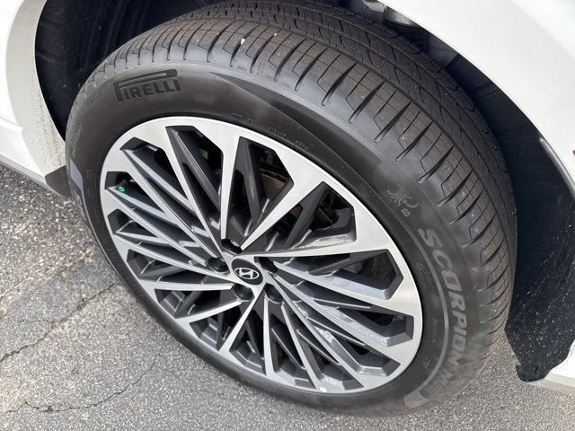 Used 2026 Hyundai Palisade Calligraphy image 11