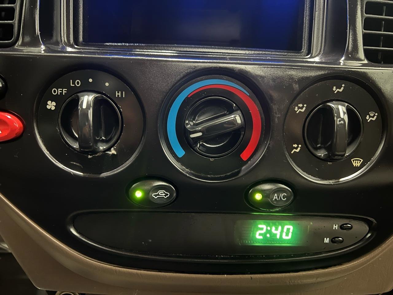 Used 2000 Toyota Tundra 2WD Regular Cab image 35