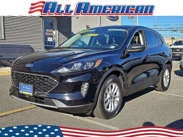 Certified 2022 Ford Escape SE