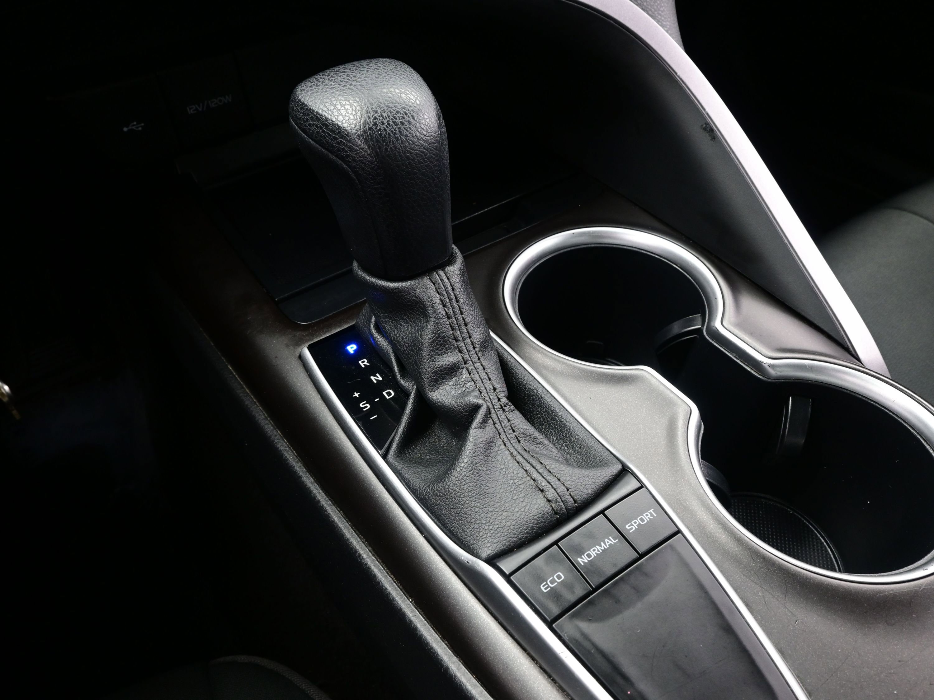 Used 2024 Toyota Camry LE image 21