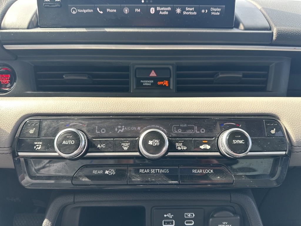 Used 2024 Honda Pilot Touring image 25