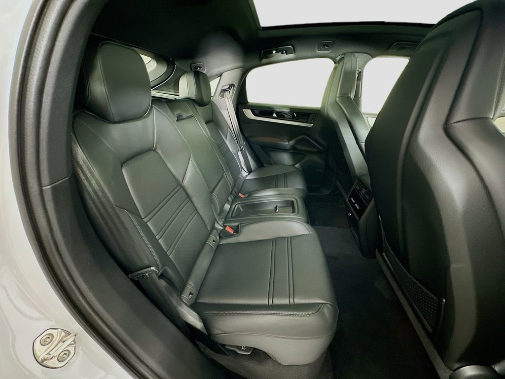 New 2025 Porsche Cayenne S image 29