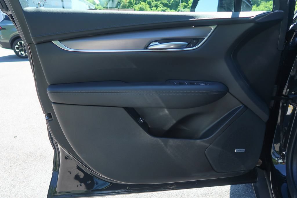 Used 2023 Cadillac XT5 Luxury AWD/4WD image 23