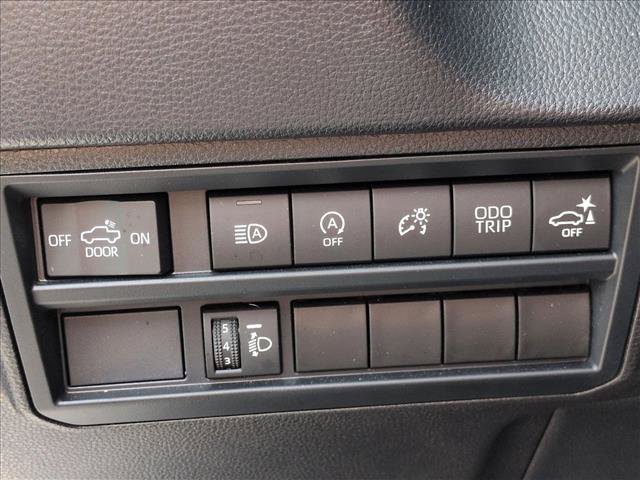 Used 2024 Toyota Tundra SR5 w/ SR5 Convenience Package AWD/4WD image 12