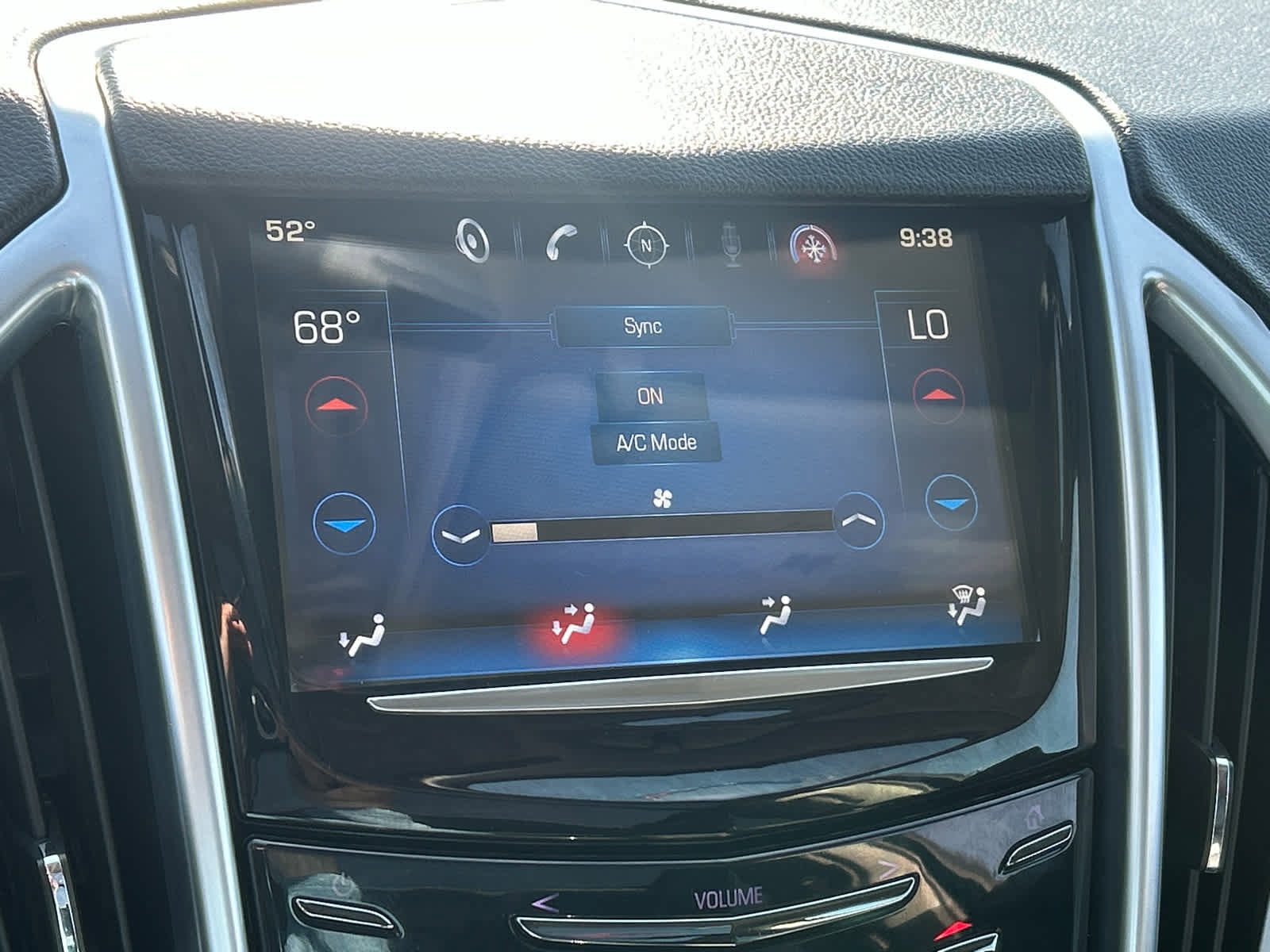 Used 2014 Cadillac SRX Luxury image 33