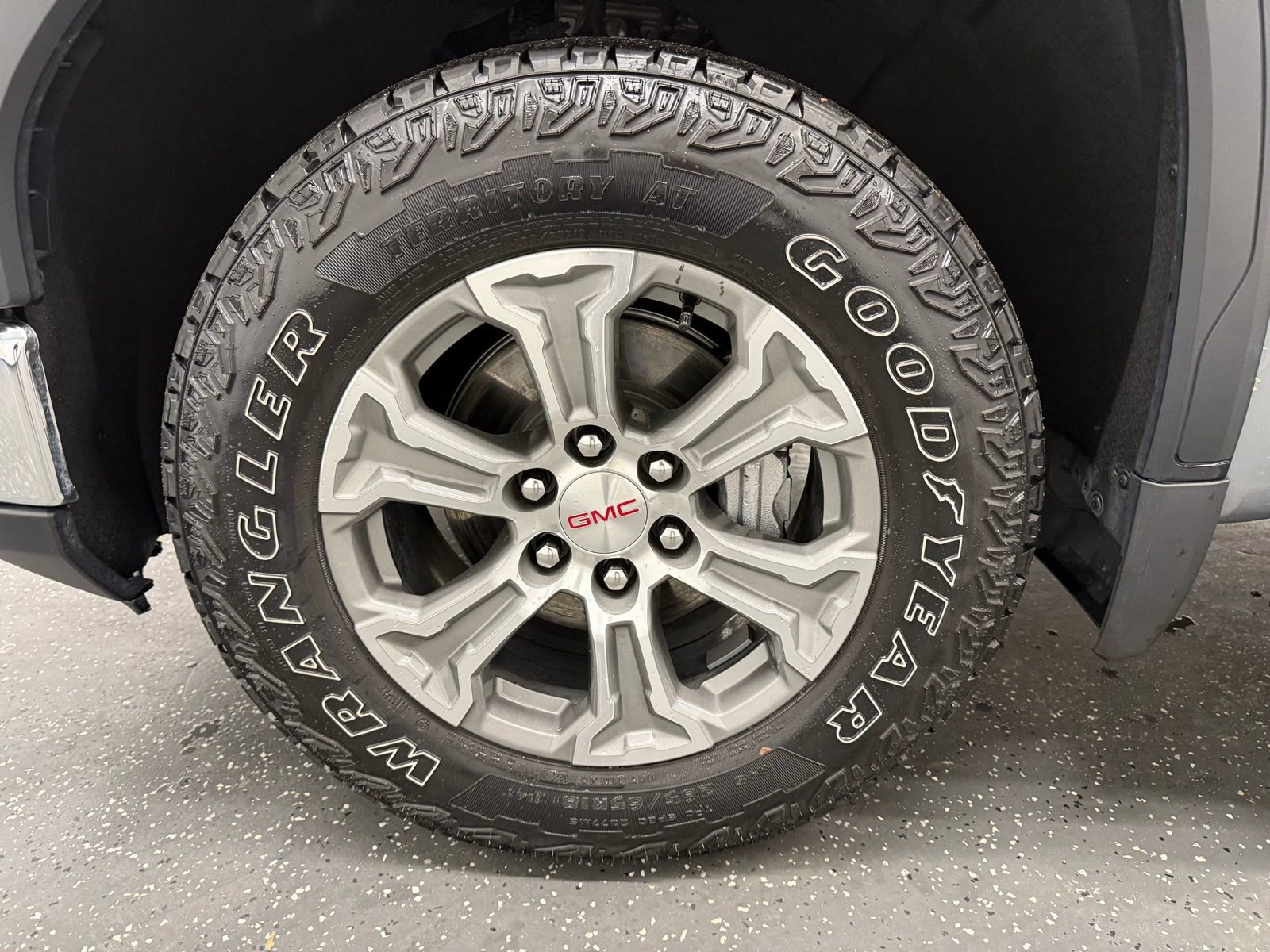 Used 2024 GMC Sierra 1500 SLE w/ Preferred Package image 18