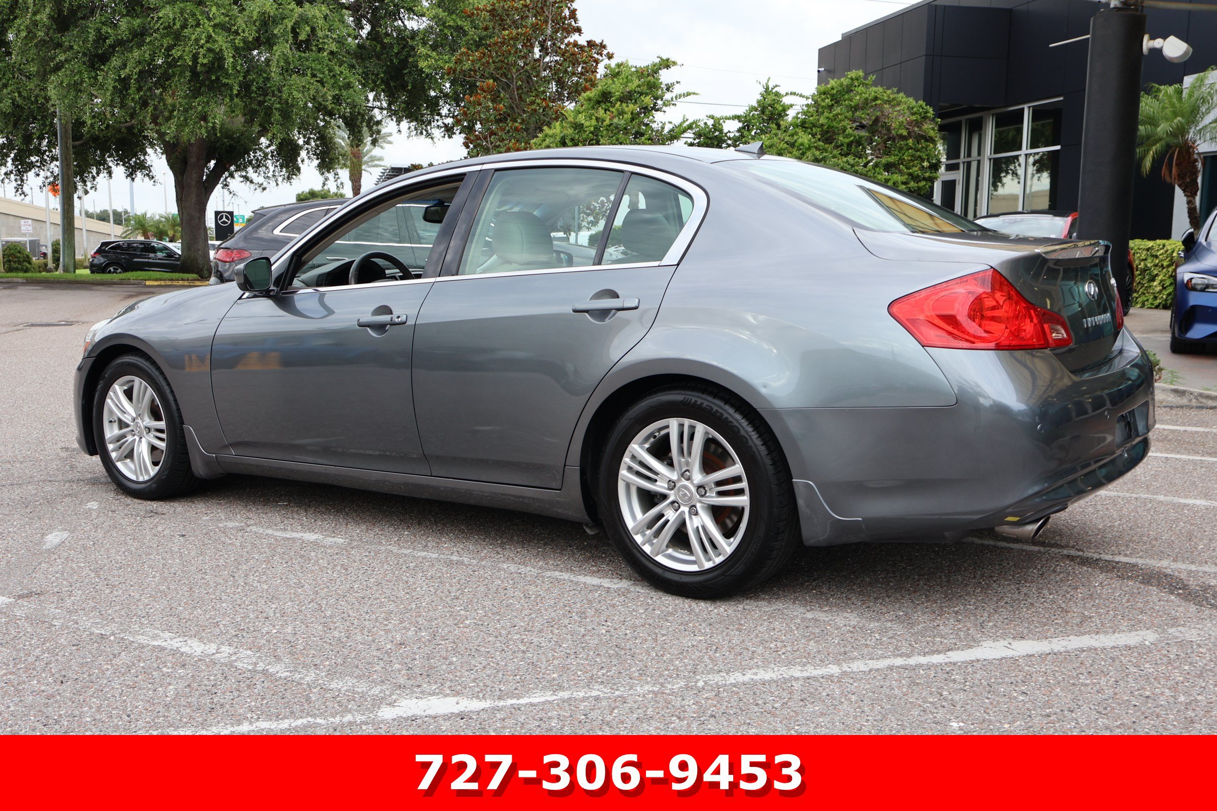 Used 2010 INFINITI G37 Journey w/ Premium Pkg RWD image 7