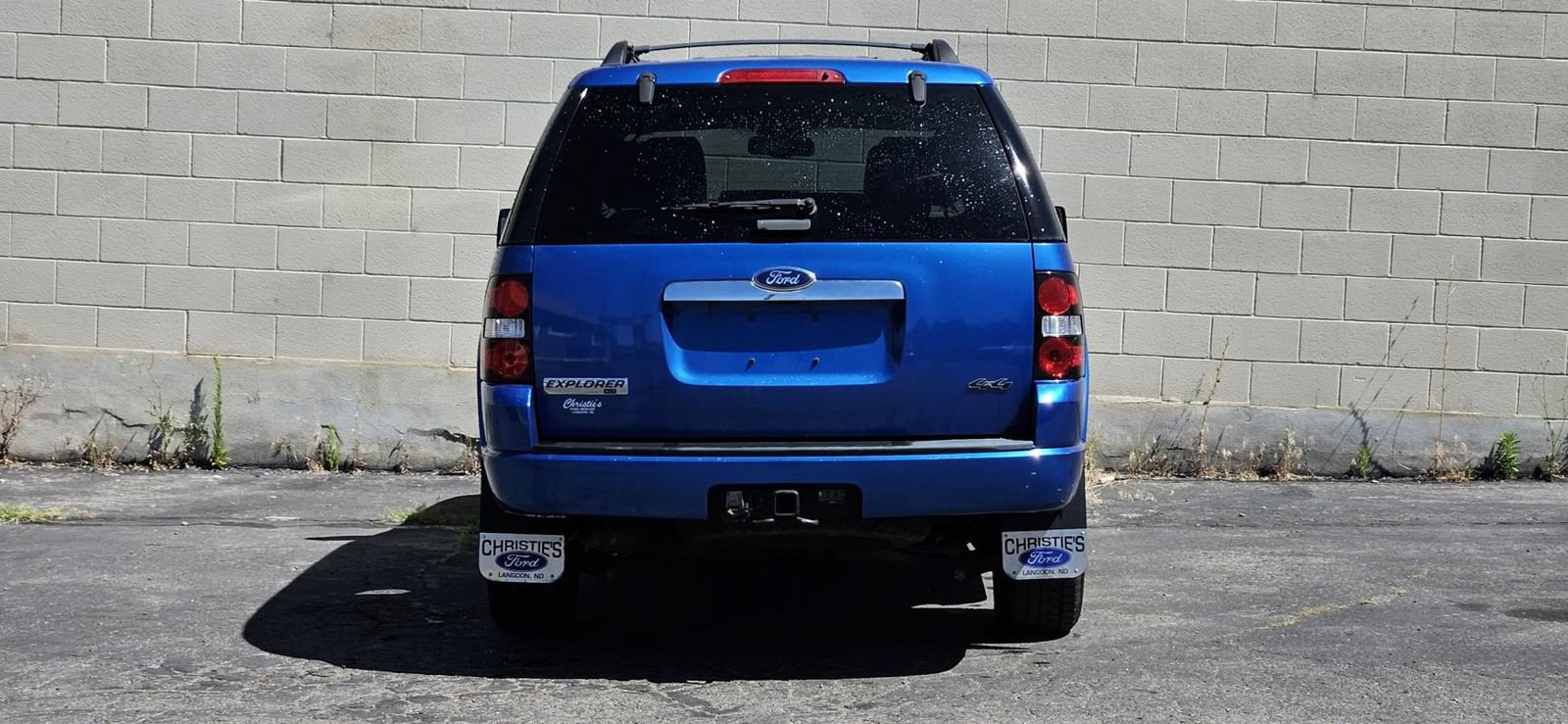 Used 2010 Ford Explorer XLT AWD/4WD image 4