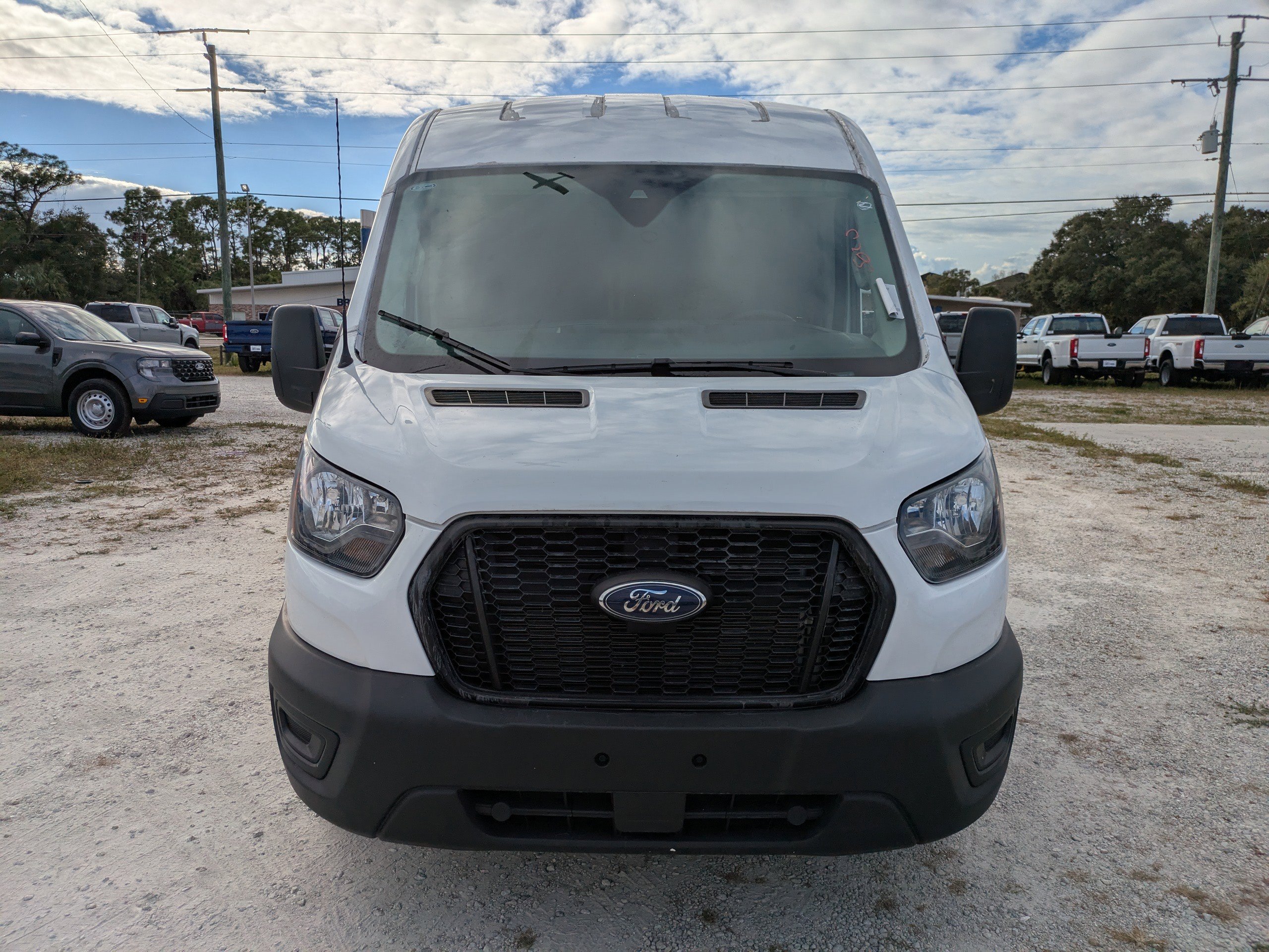 Used 2023 Ford Transit 250 Medium Roof w/ Load Area Protection Package RWD image 8