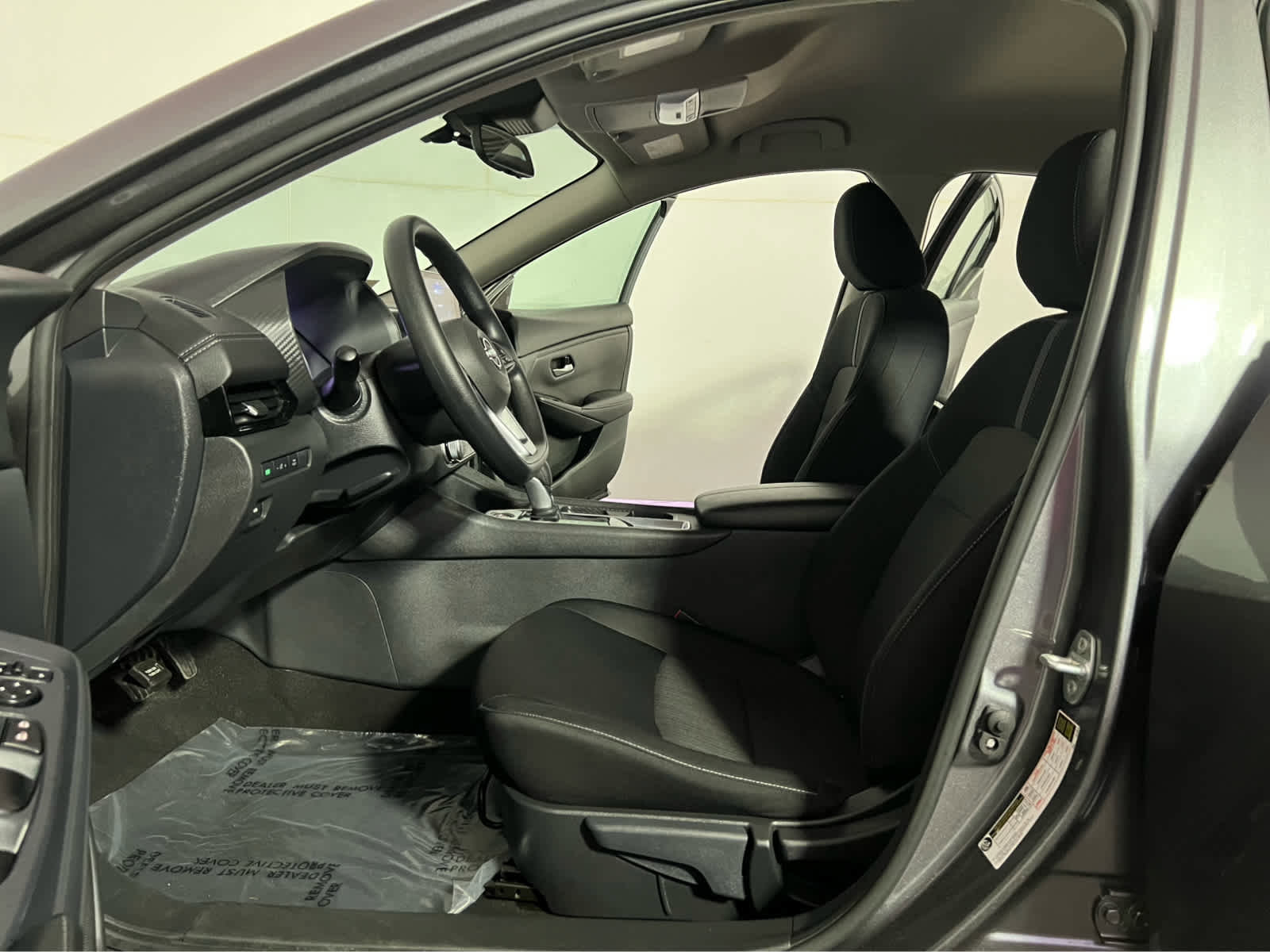 Used 2025 Nissan Sentra SV FWD image 18