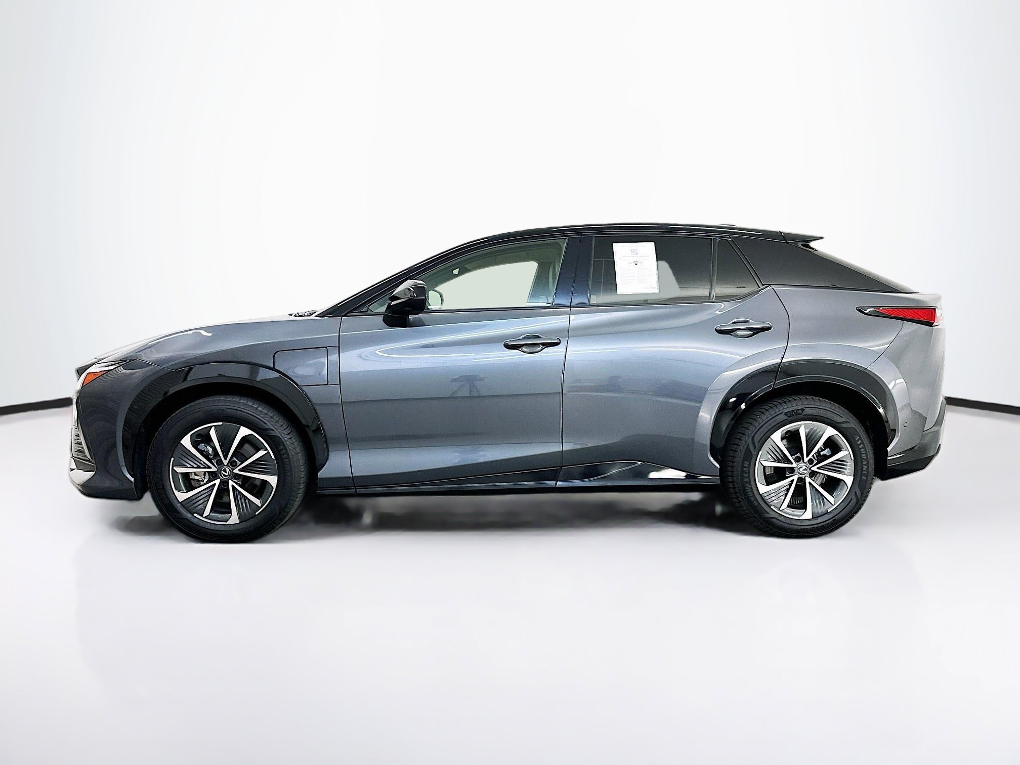 Used 2024 Lexus RZ 450e Premium w/ Technology Package AWD/4WD image 4