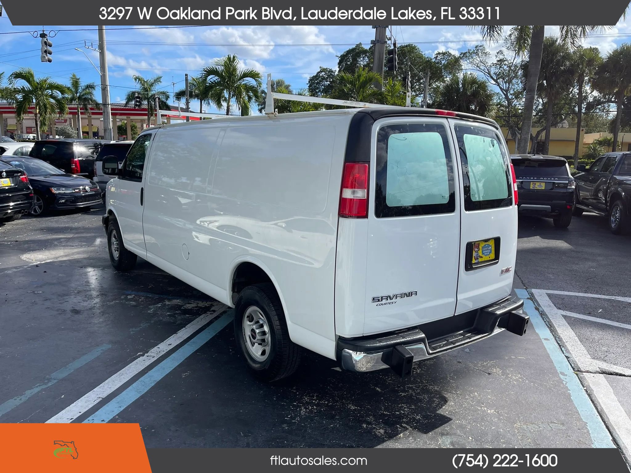Used 2017 GMC Savana 3500 Extended image 8
