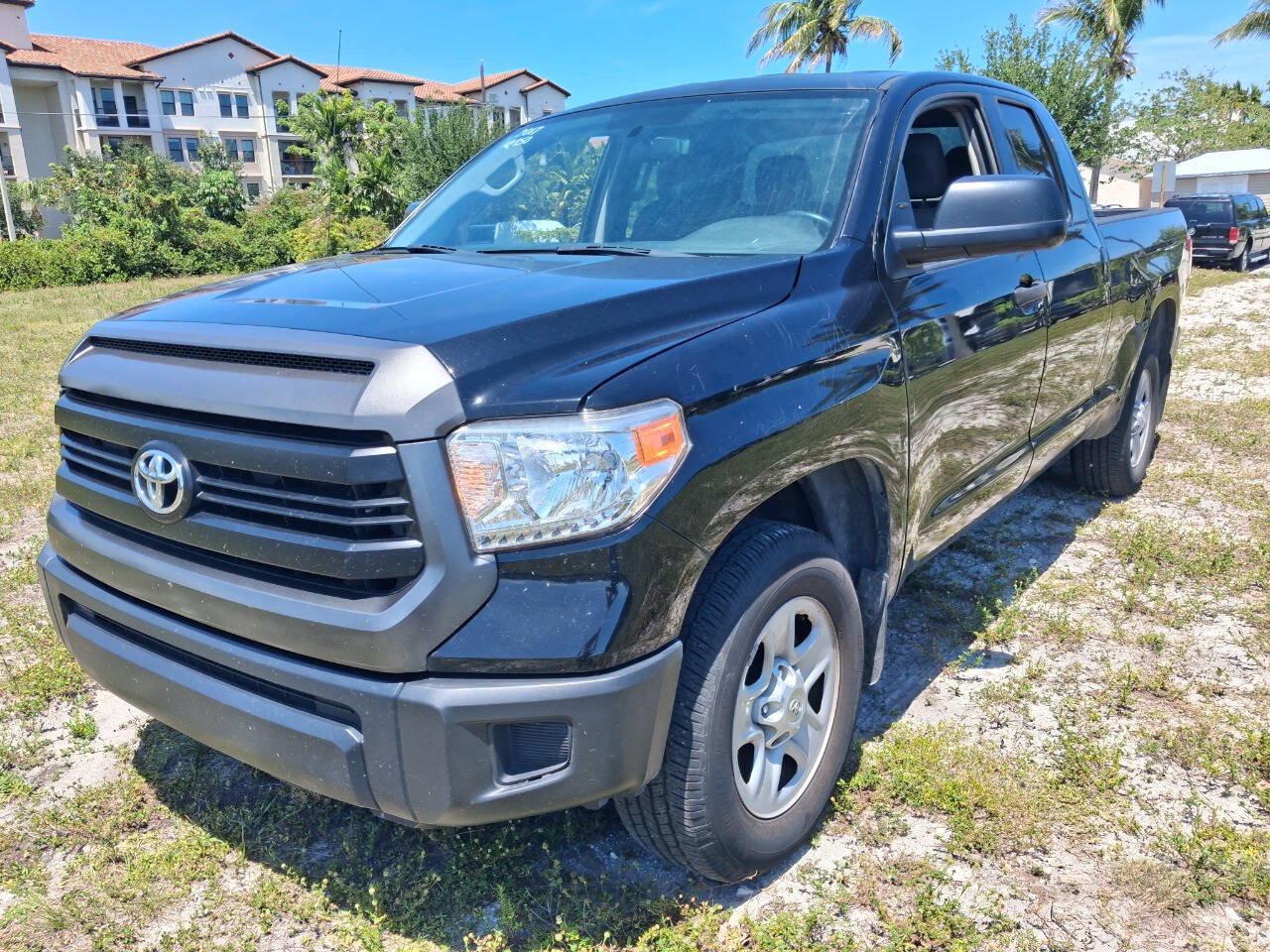 Used 2017 Toyota Tundra SR RWD image 2