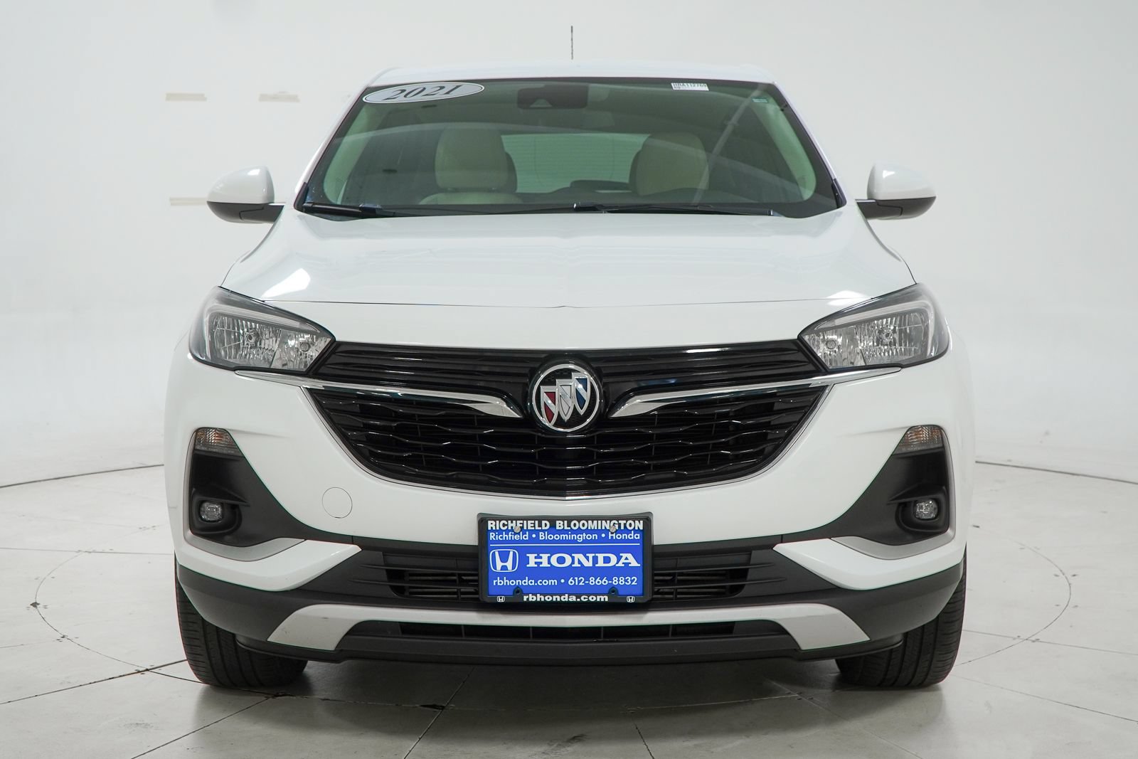 Used 2021 Buick Encore GX Preferred w/ Cold Weather Comfort Package AWD/4WD image 2
