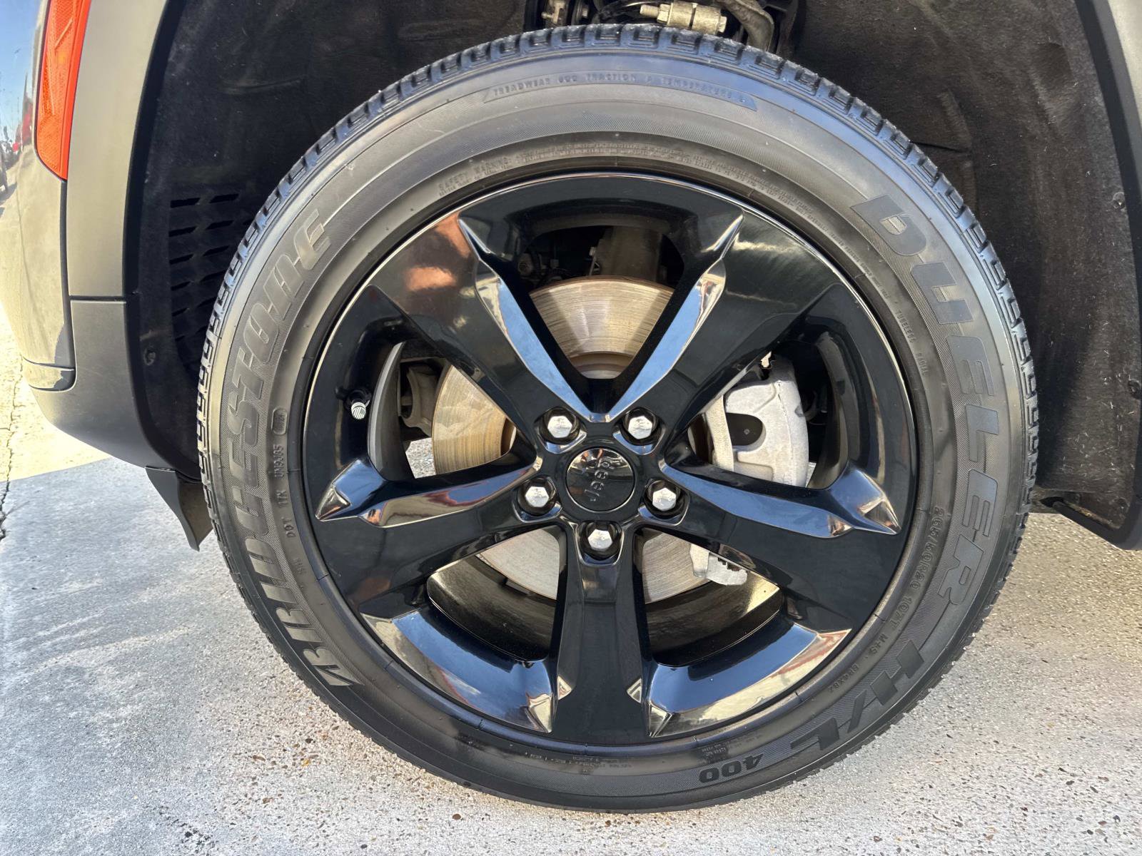 Used 2024 Jeep Grand Cherokee L Altitude image 4