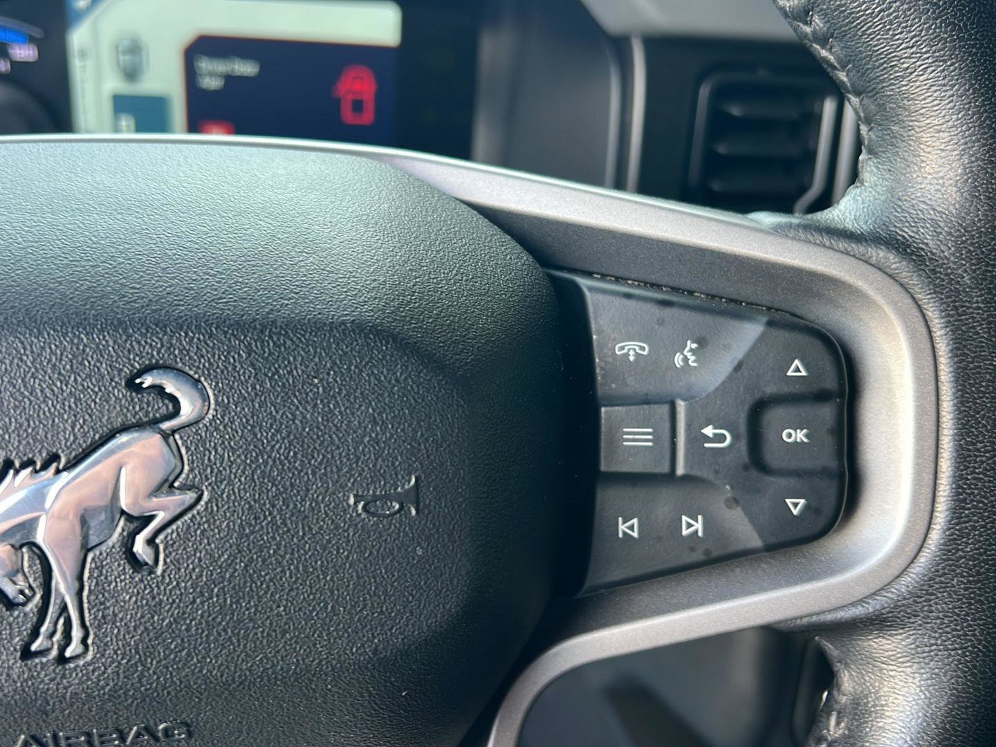 Used 2022 Ford Bronco Black Diamond w/ Sasquatch Package image 22