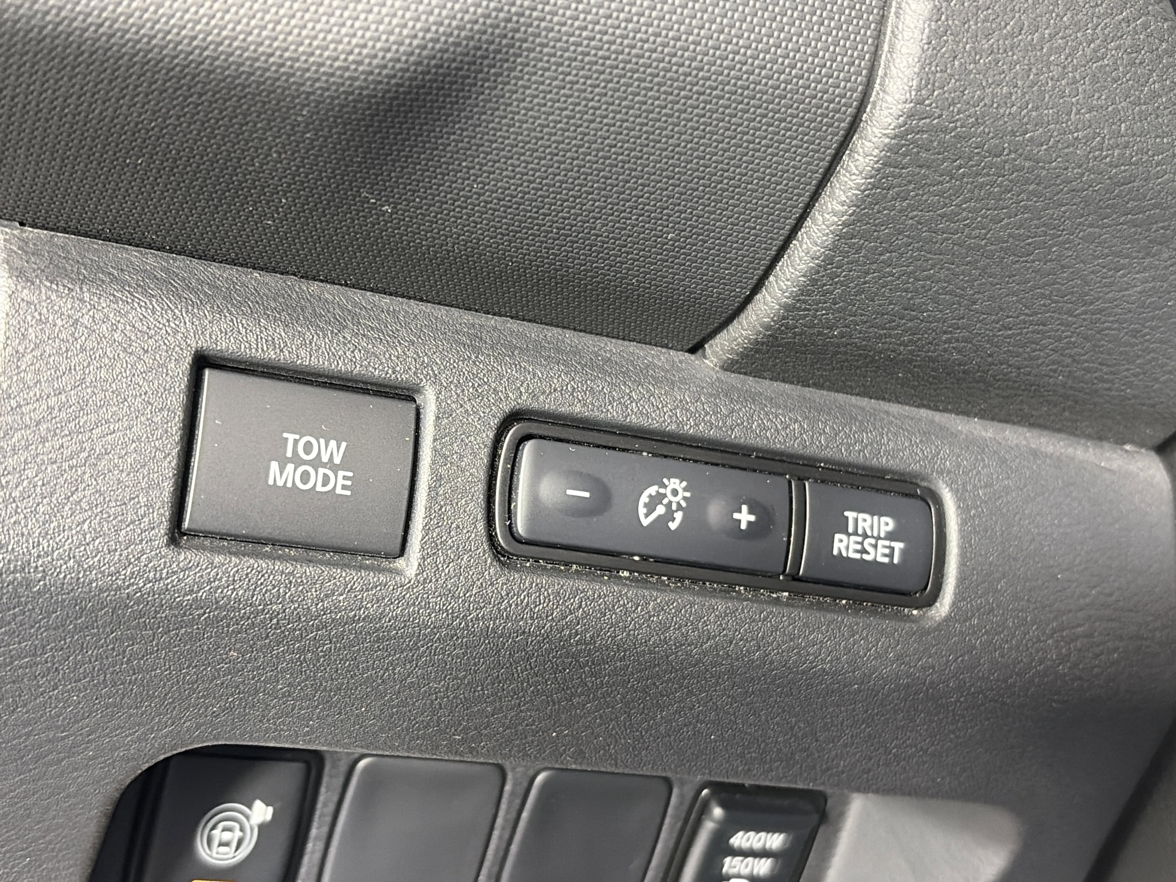 Used 2023 Nissan Frontier SV w/ SV Convenience Package AWD/4WD image 36