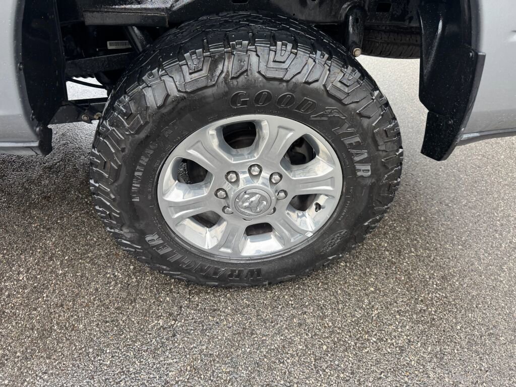 Used 2024 RAM 2500 Big Horn image 25