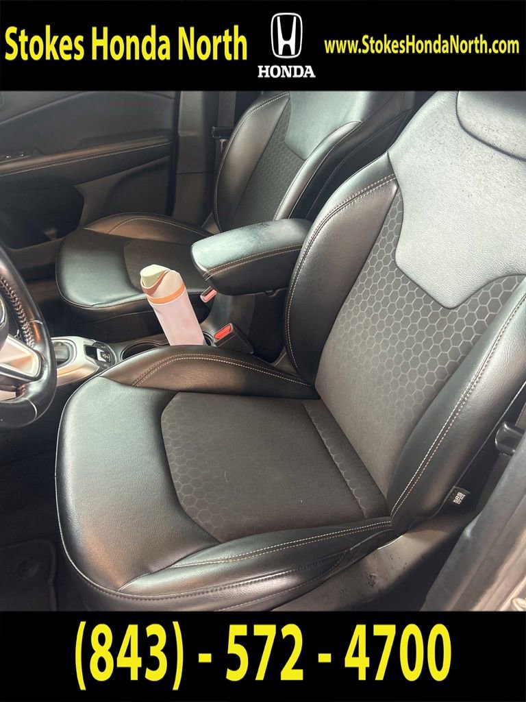 Used 2020 Jeep Compass Latitude FWD image 5