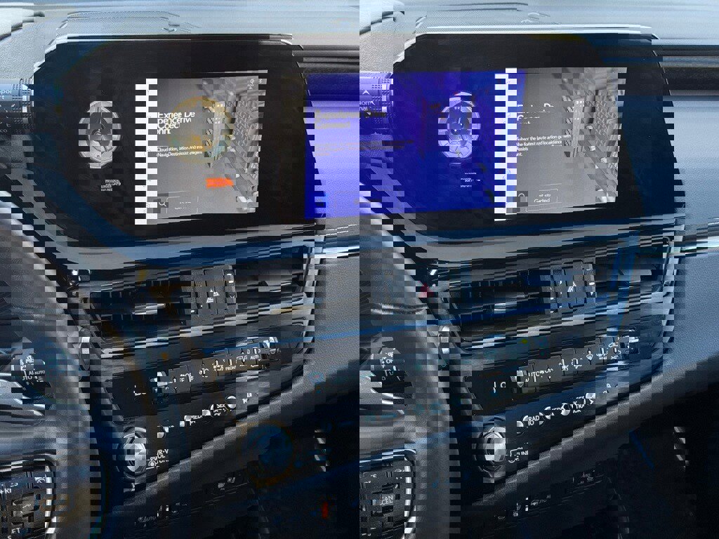 Certified 2025 Lexus ES 300h w/ Premium Package image 14